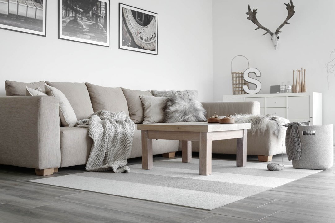 csm_Teppich_Streifen_gross_marmor_hellmeliert_11_2a1e9a59ba Teppich Stripe 2