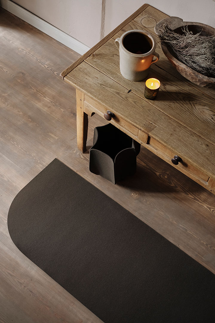 HEY-SIGN_Teppich_Bow_Korb_Fleur_aus_Filz_23-5246AC Rug Bow