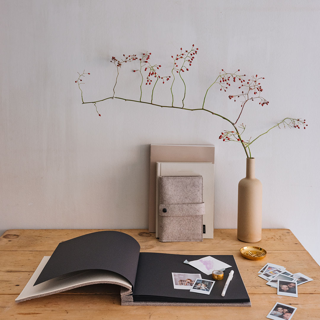 HEY-SIGN_Fotoalbum-Wal_aus_Filz_DSC_COR_Q Fotoalbum Wal